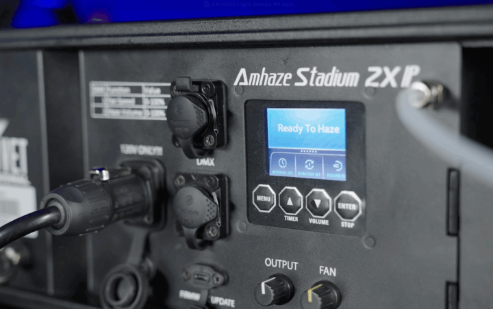 Full-colour display and control knobs on the AmHaze Stadium 2X IP