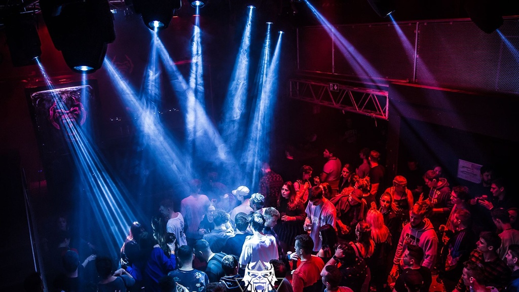 CHAUVET Intimidator Hybrid 251SR