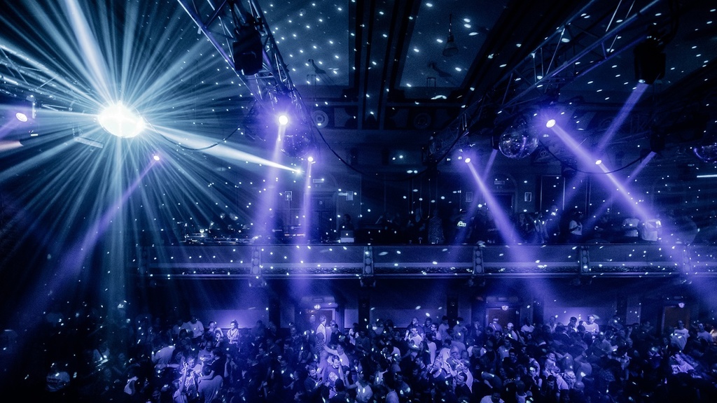 CHAUVET Intimidator Hybrid 251SR